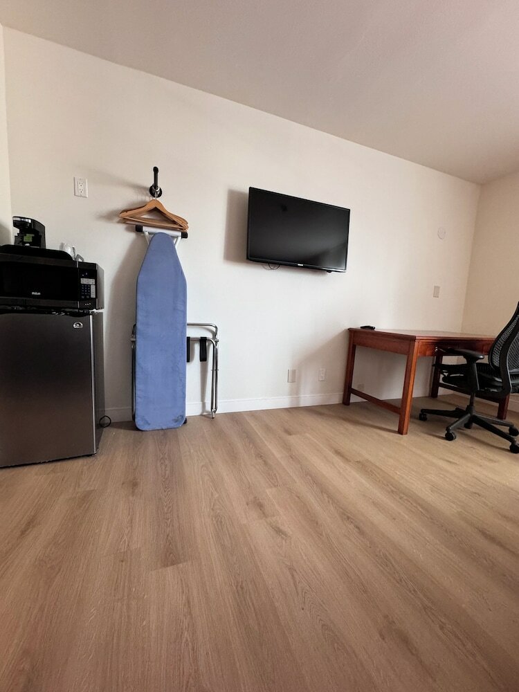 Фото Granada Inn