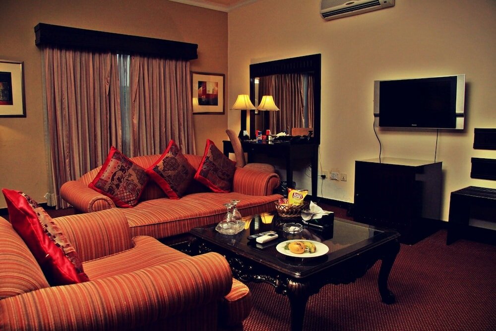 Фото Bravo Suites Hotel