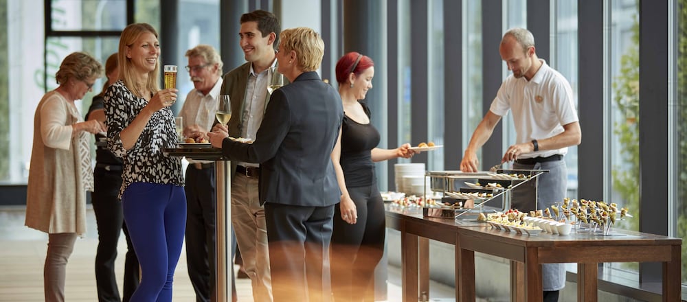 Фото Holiday Inn Zurich - Messe by Ihg