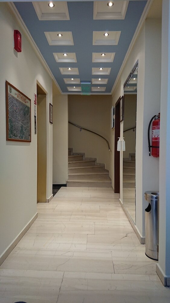 Фото Economy Hotel