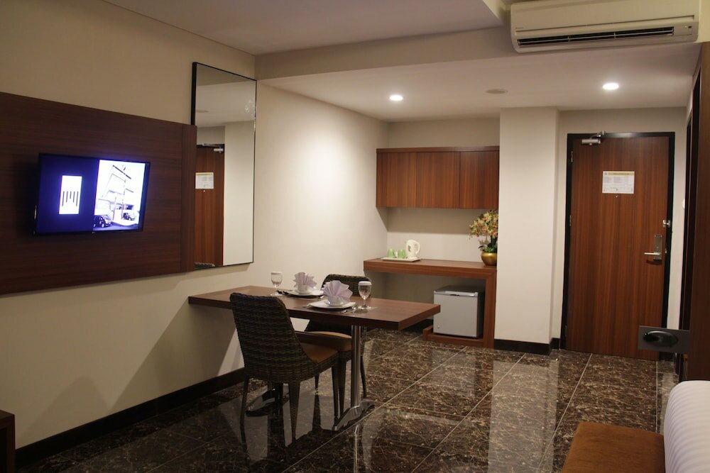 Фото Atrium Premiere Hotel Cilacap