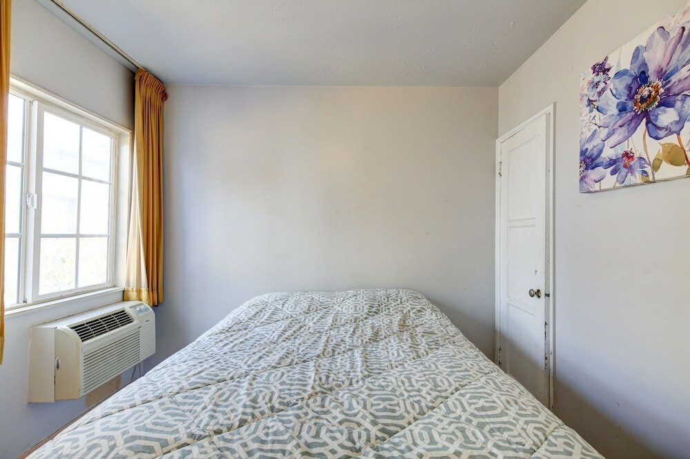 Фото Pavilions Motel