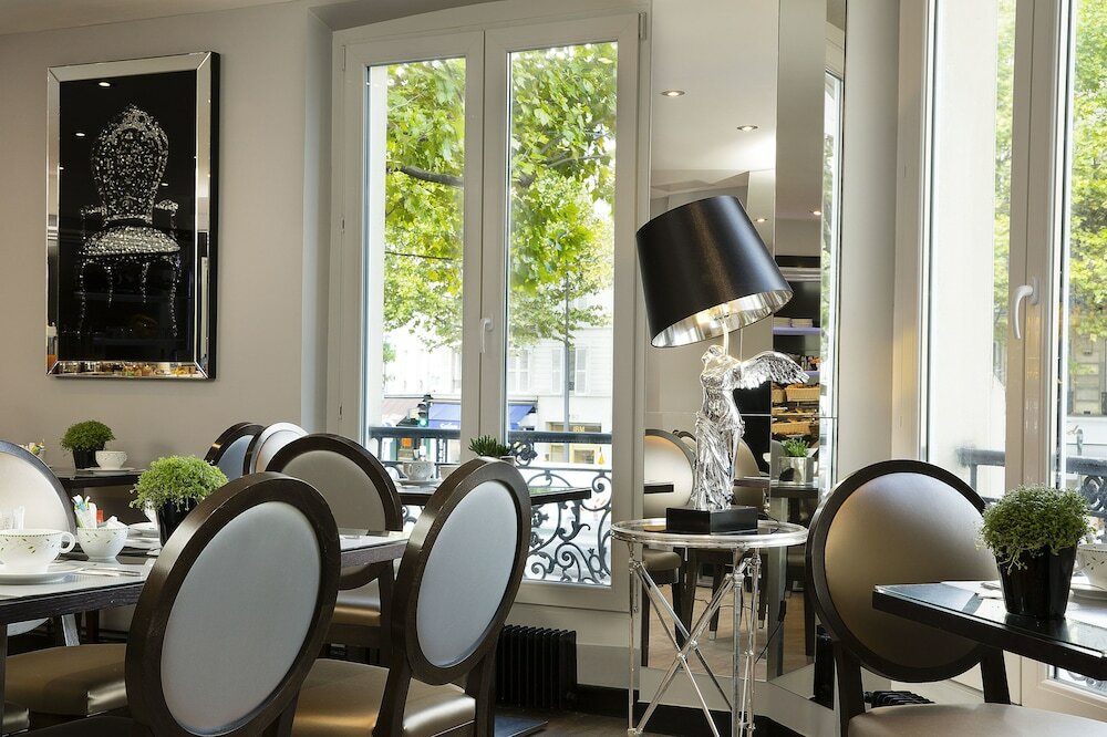 Фото Hotel Plaza Elysées