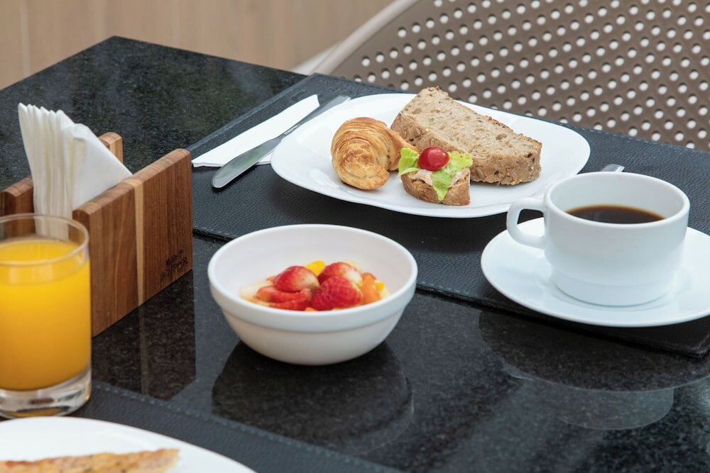 Фото Slim Curitiba Alto da XV