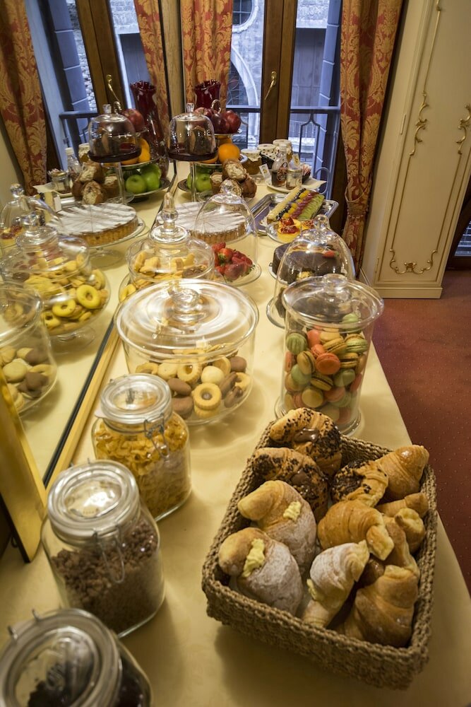 Фото Hotel Becher