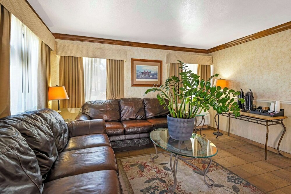 Фото Rodeway Inn at Nevada State Capitol