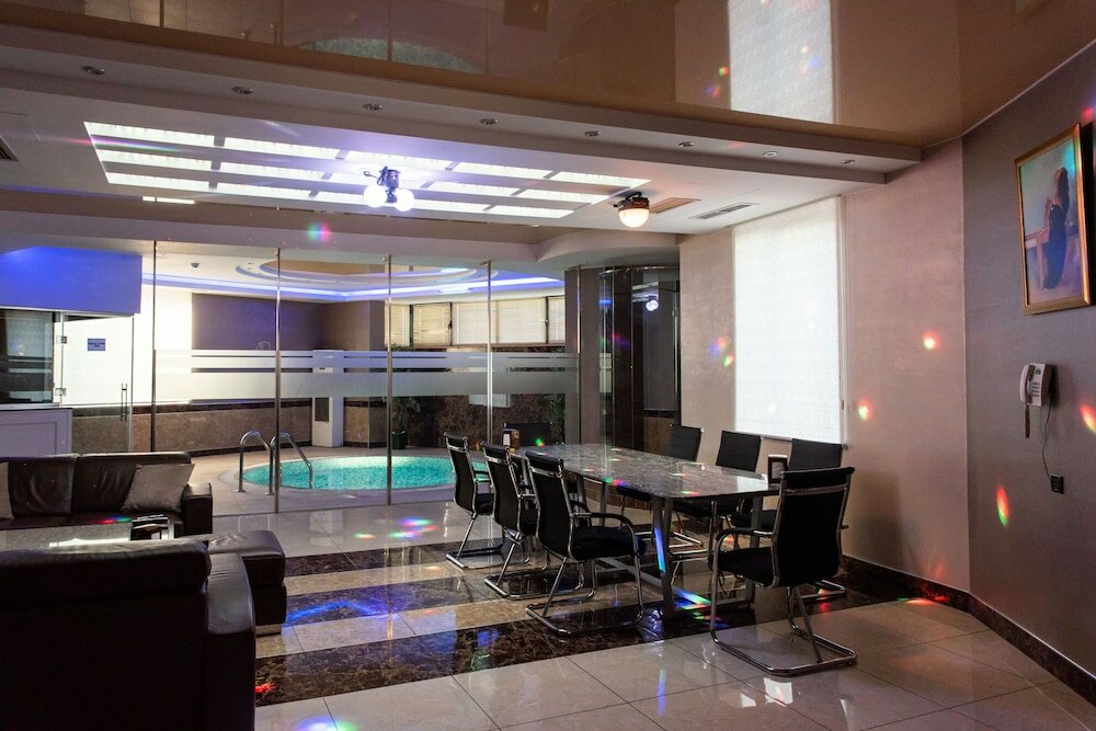 Фото Аван Плаза