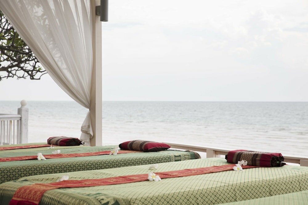 Фото Chom View Hotel