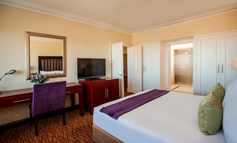 Фото Avani Windhoek Hotel & Casino