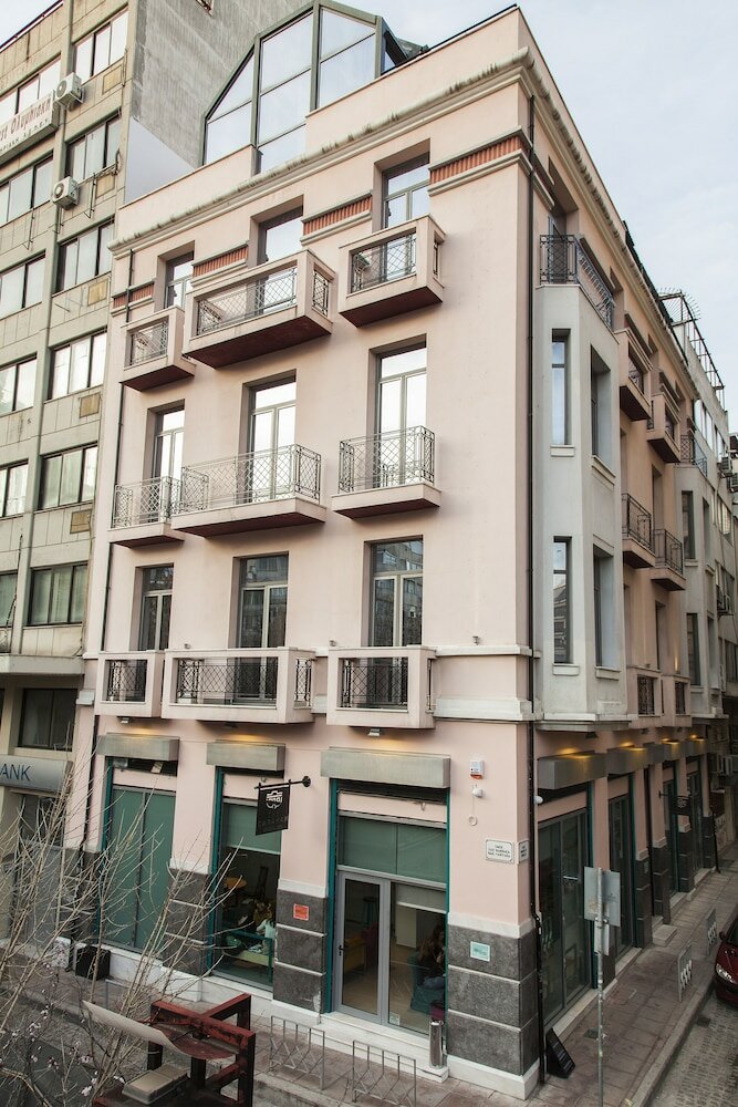 Фото The Caravan