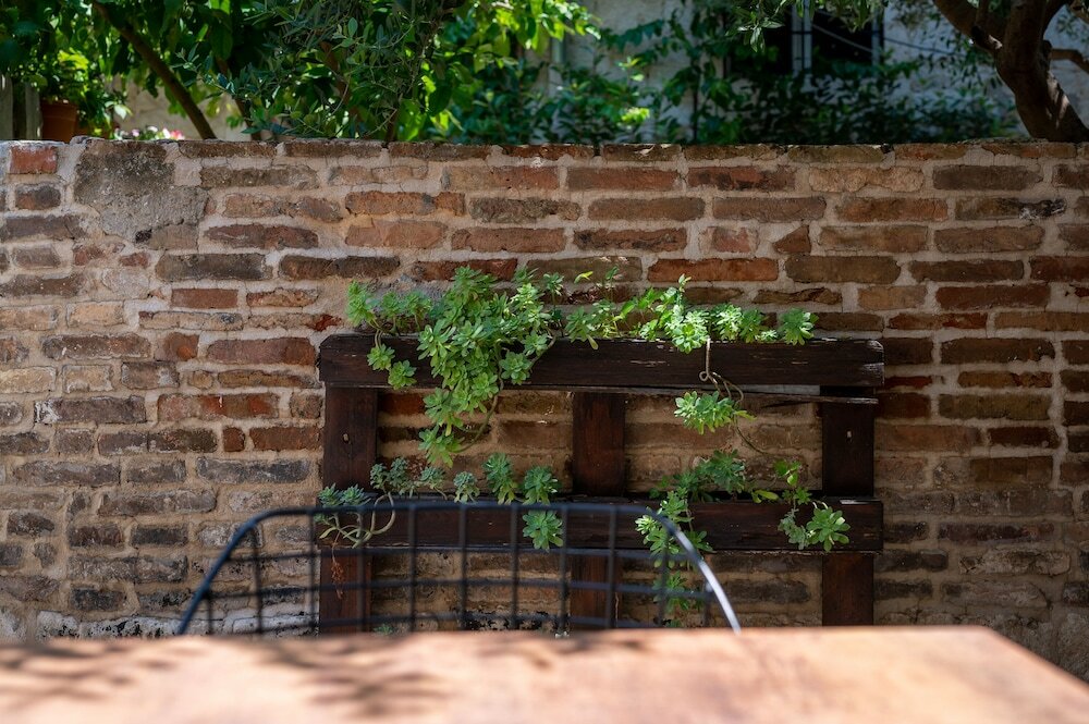 Фото Azur Palace Luxury Rooms