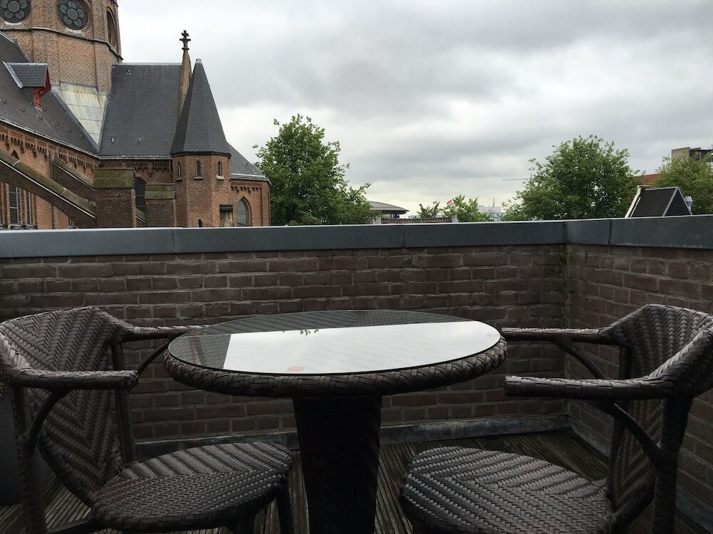 Фото The Bank Hotel