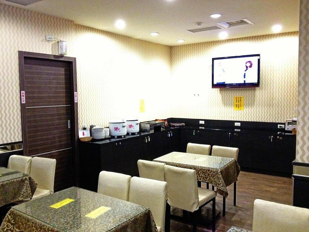 Фото Left Bank Hotel