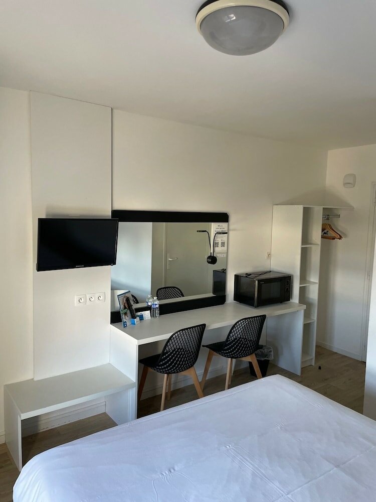 Фото Brit Hotel Cherbourg Octeville