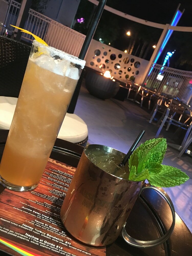 Фото Thunderbird Boutique Hotel