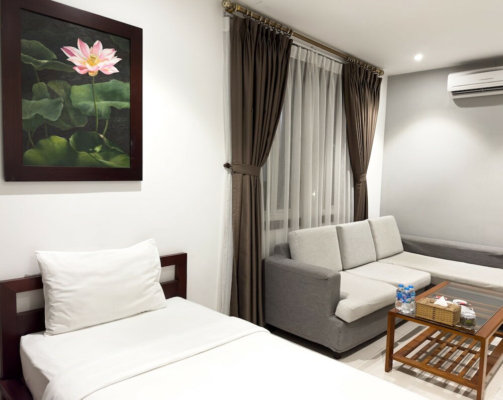 Фото Hoang Yen Hotel - Phu My Hung