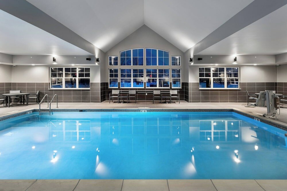 Фото Residence Inn by Marriott Milwaukee Brookfield