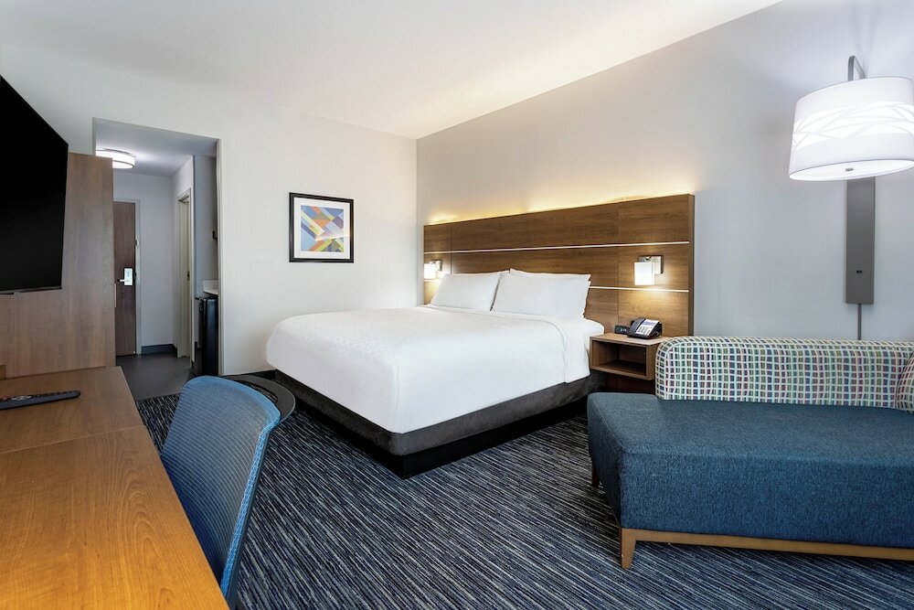 Фото Holiday Inn Express and Suites Miramar, an Ihg Hotel