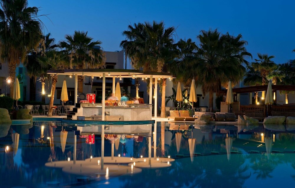 Фото Amphoras Aqua