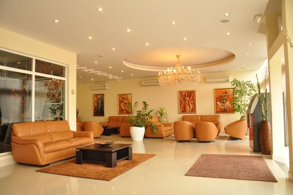 Фото Hotel Horizonte Novo