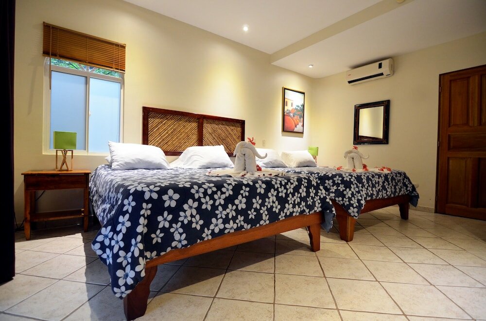 Фото Cocomar Beachfront Hotel and Island Resort