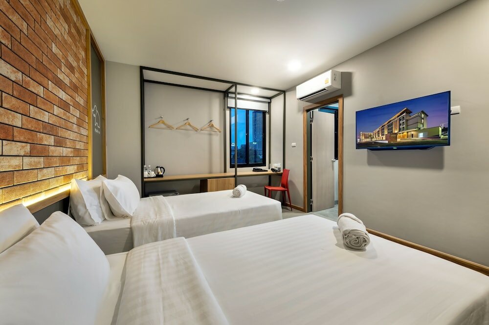 Фото Plaai Plus Hotel Rayong