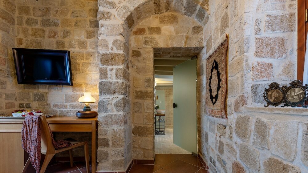 Фото Kókkini Porta Rossa