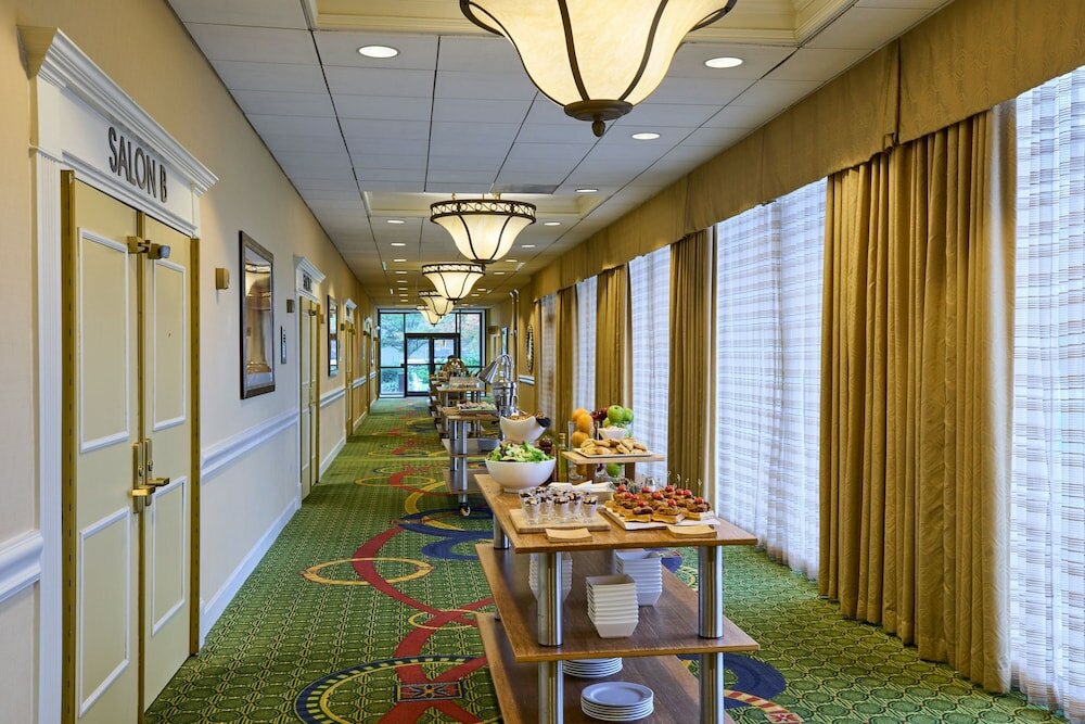 Фото Washington Dulles Airport Marriott