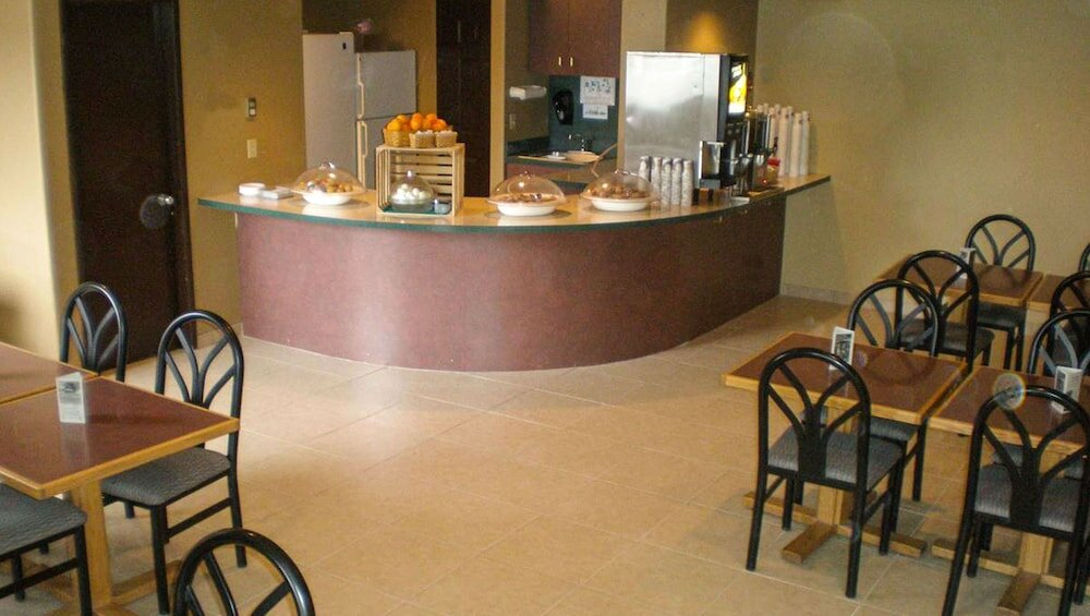 Фото La Grande Inn