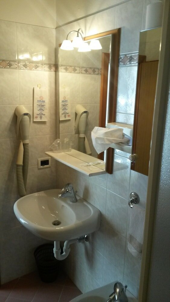 Фото Hotel Oswald