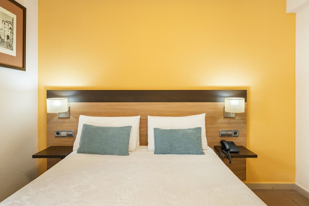 Фото Hostal Ballesta