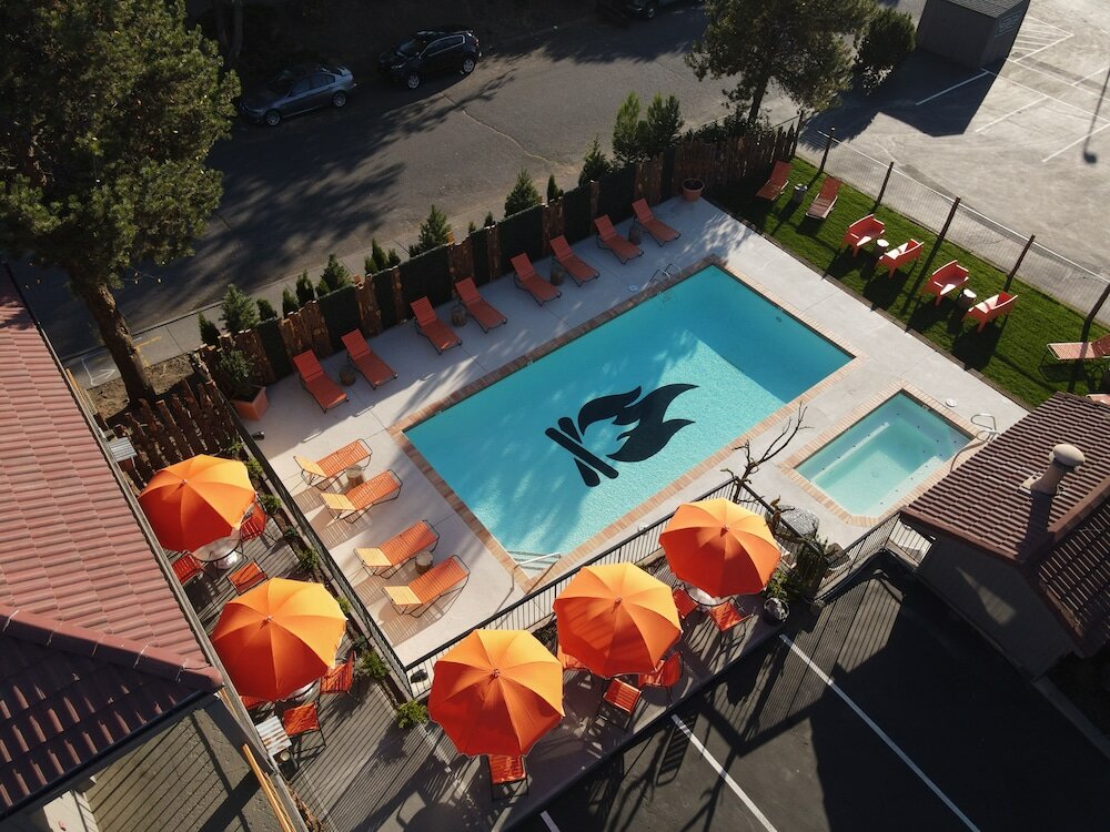 Фото Campfire Hotel