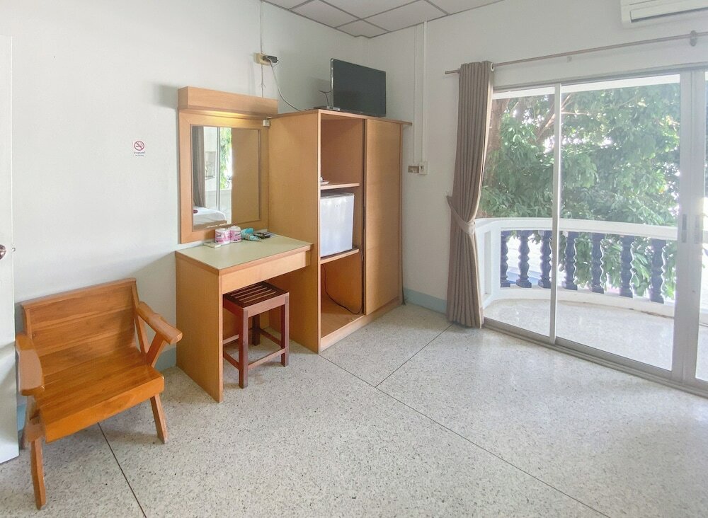 Фото Bang Saphan Resort Hotel