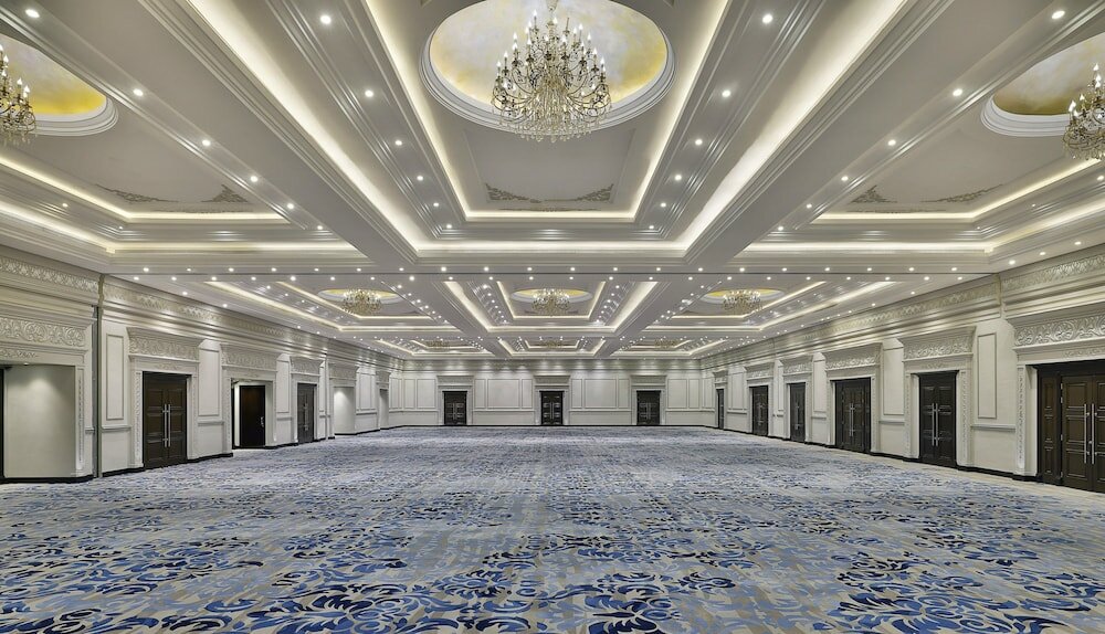 Фото Voco Riyadh