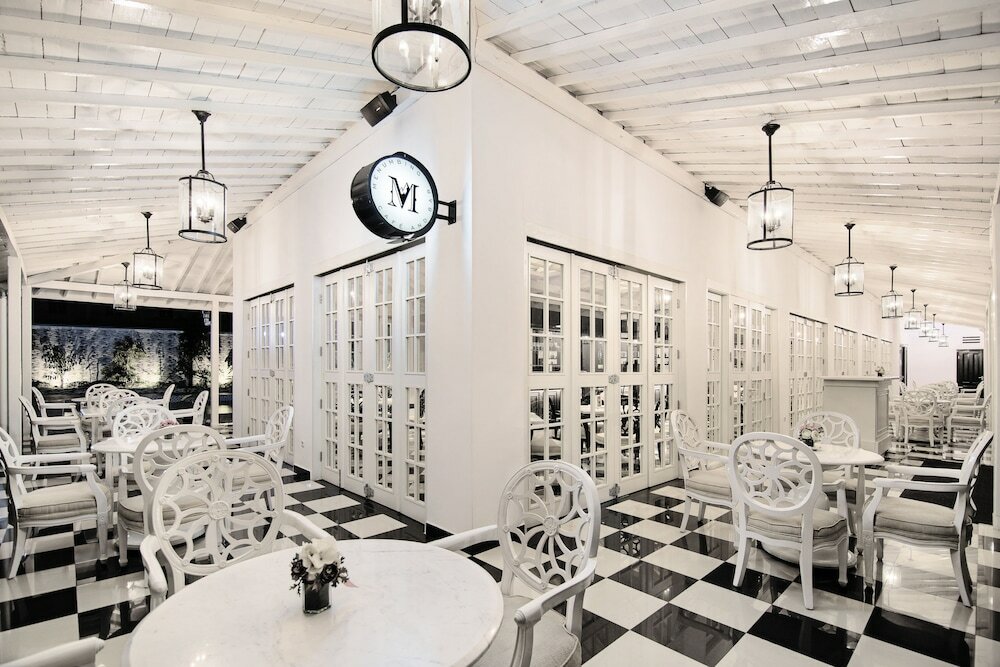 Фото Menumbing Heritage Hotel