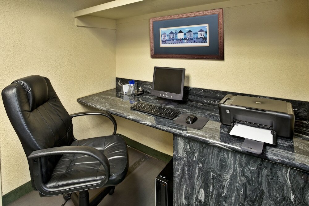 Фото Holiday Inn Express Breaux Bridge, an Ihg Hotel