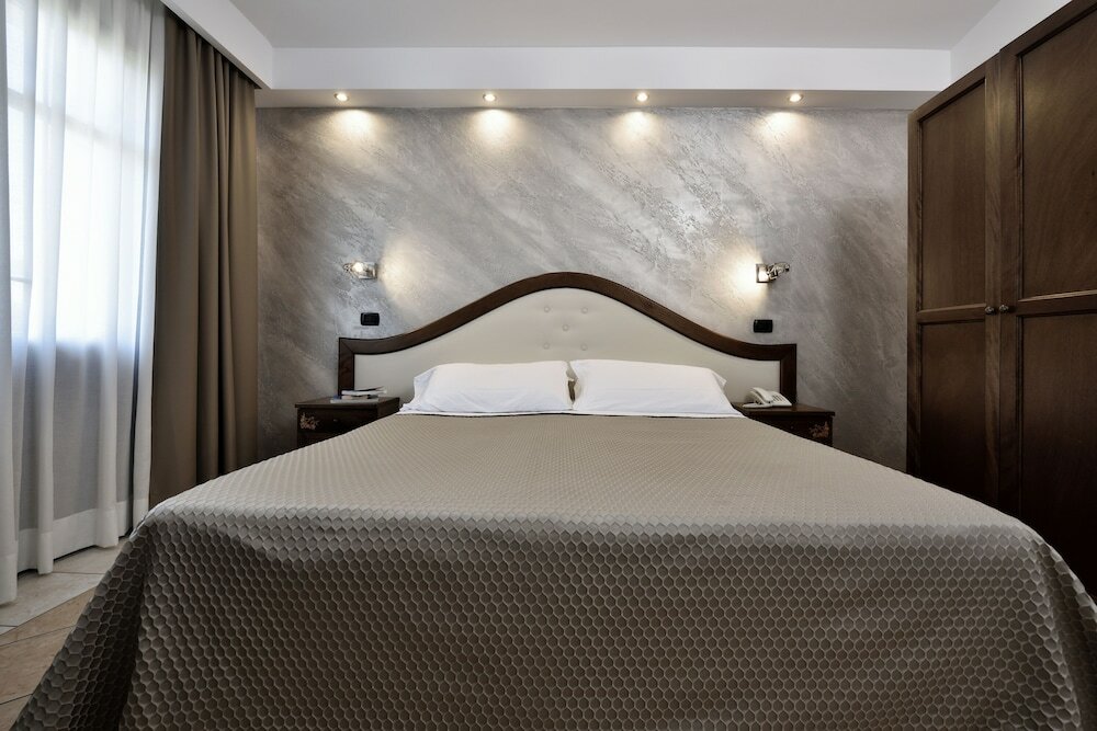 Фото Nicoletta Hotel