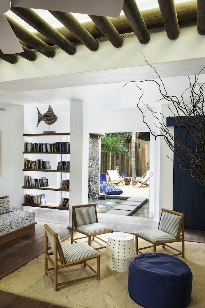 Фото Veranda Pointe Aux Biches Hotel