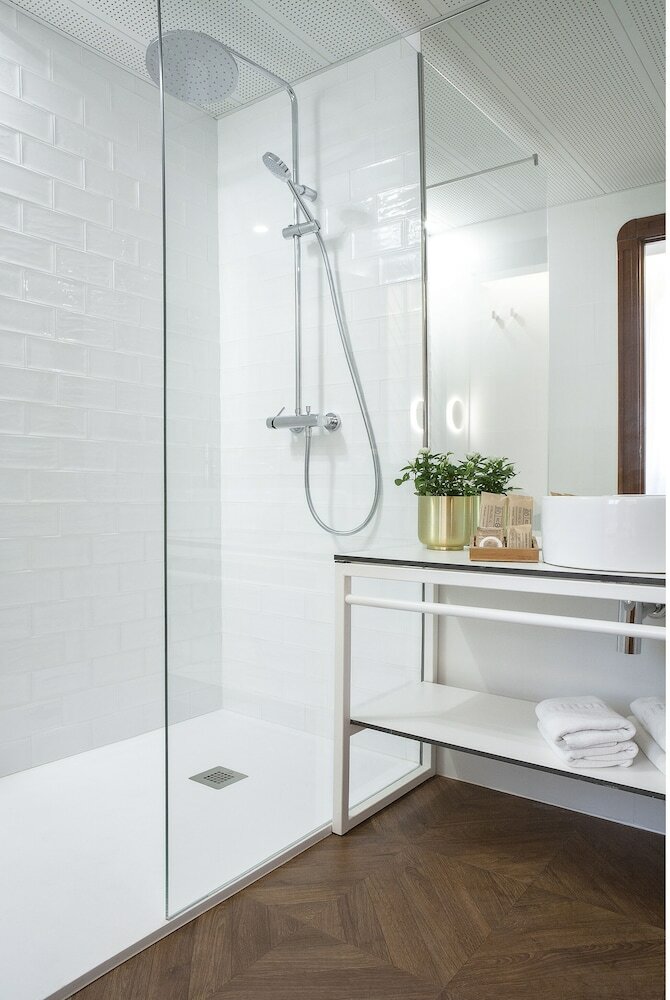 Фото Gaudi Hotel