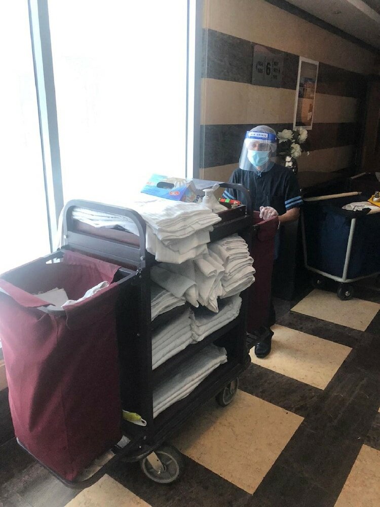 Фото Tulip Hotel And Suites