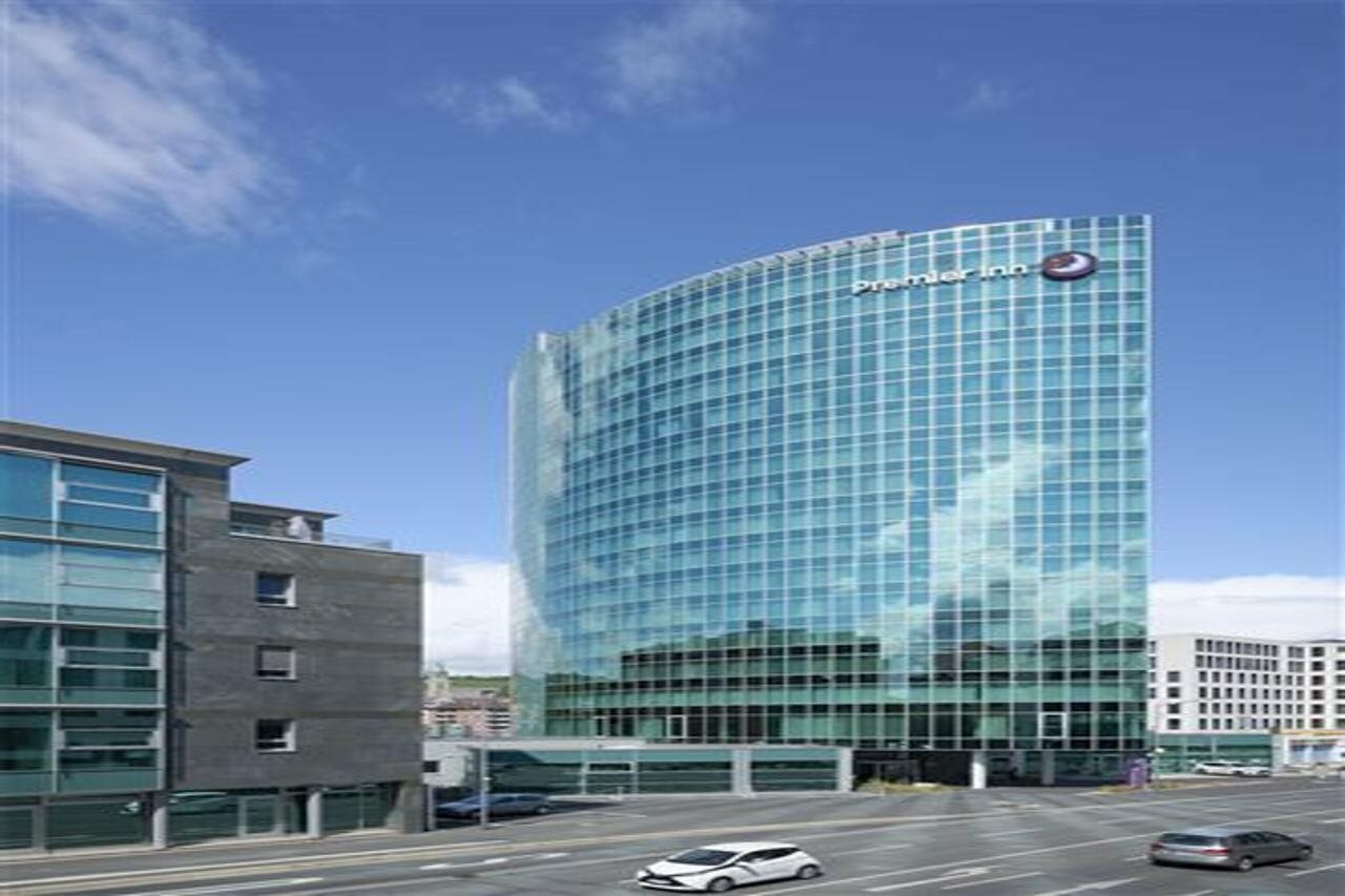 Фото отеля 1