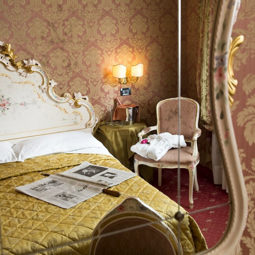 Фото Hotel Carlton on the Grand Canal