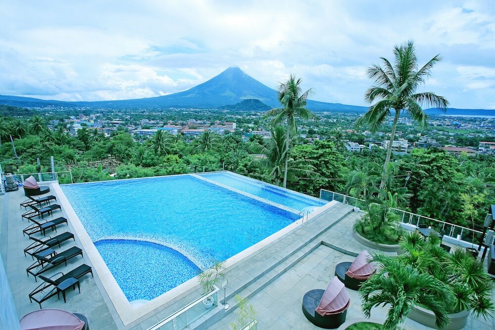 Фото The Oriental Legazpi