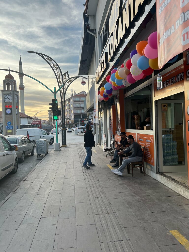 Restaurant Mis Bread Famous Bakery Products, Alaca, photo