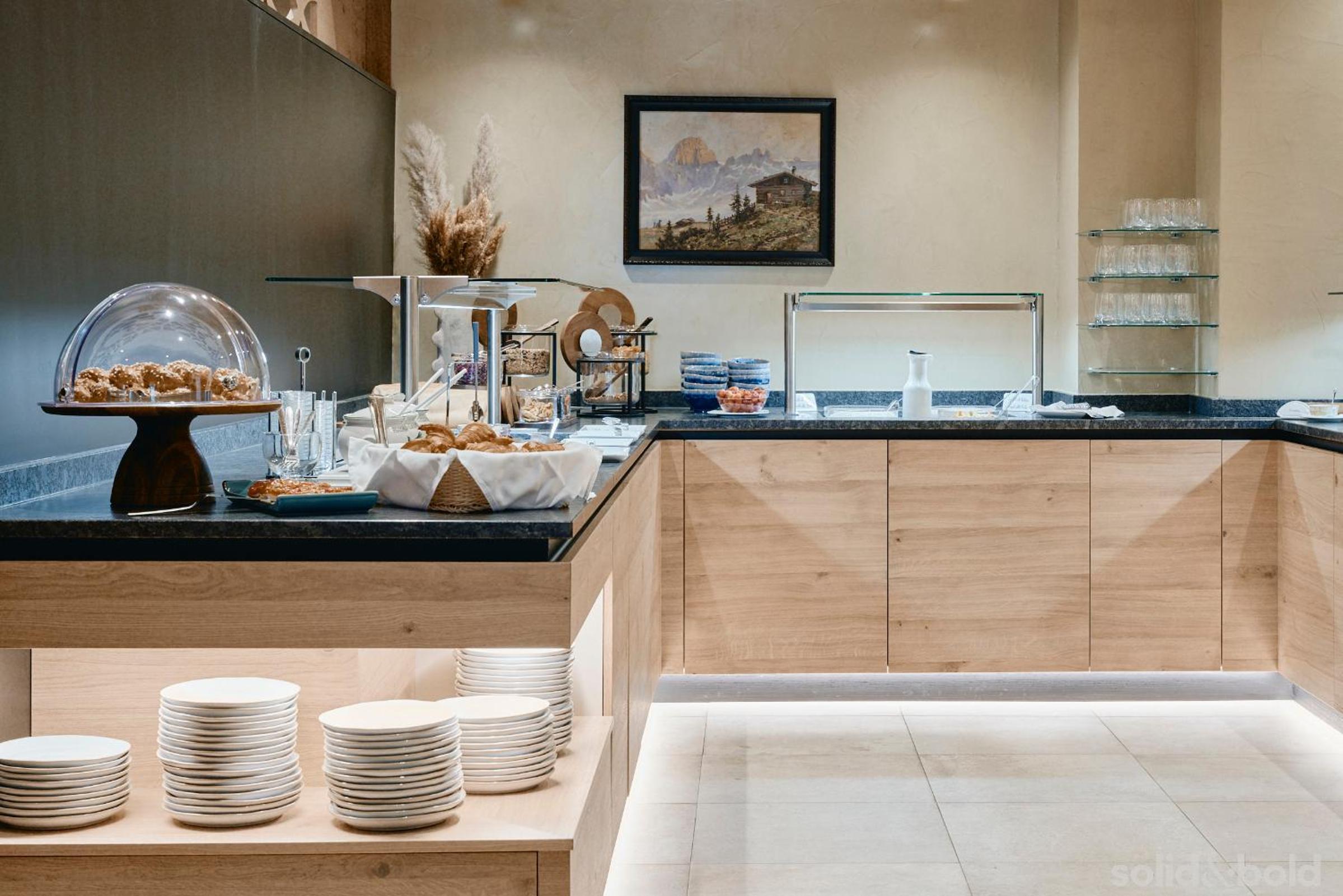 Фото Hotel Weisser Hirsch