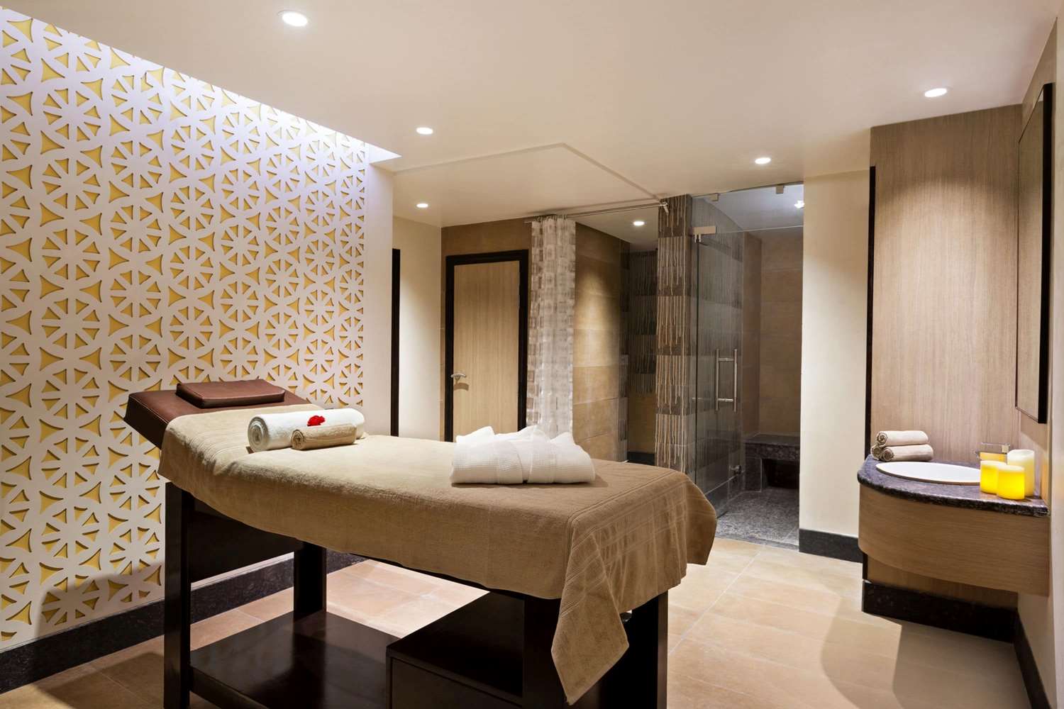 Фото Vivanta Jammu City Centre