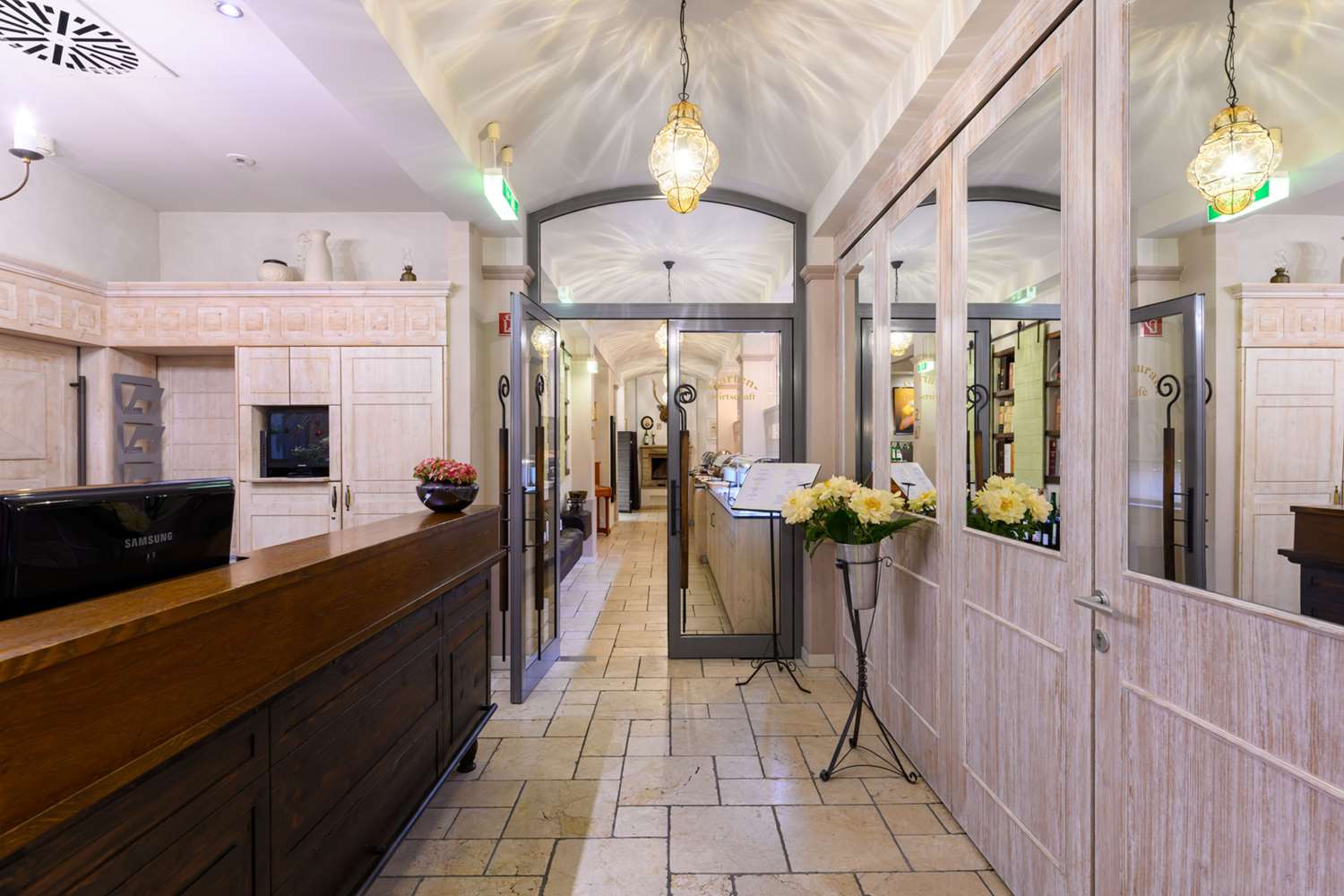 Фото Hotel Hirschen