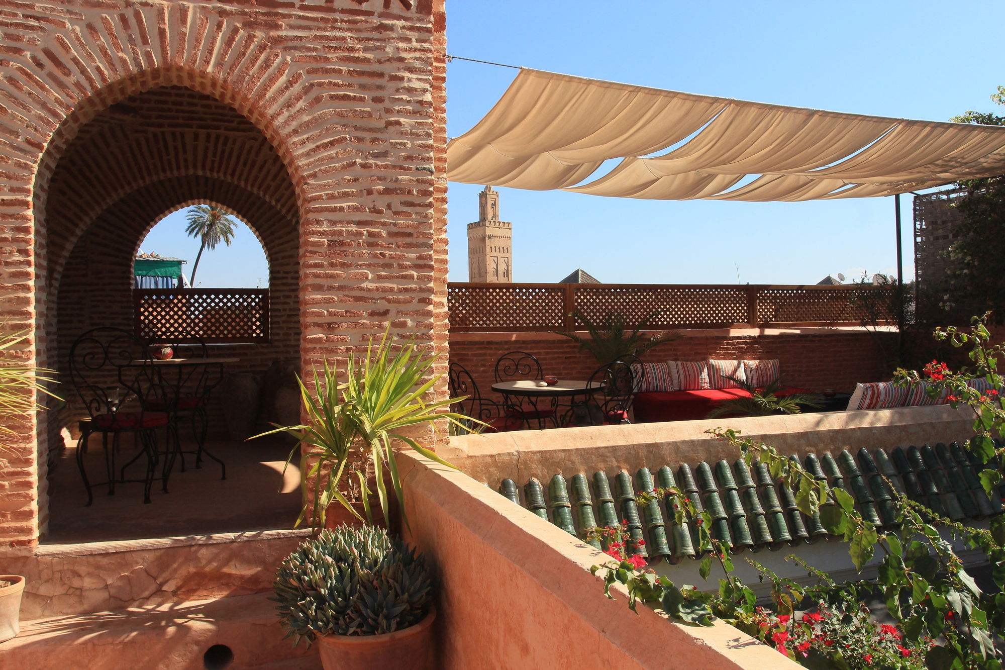 Фото Riad Samsara