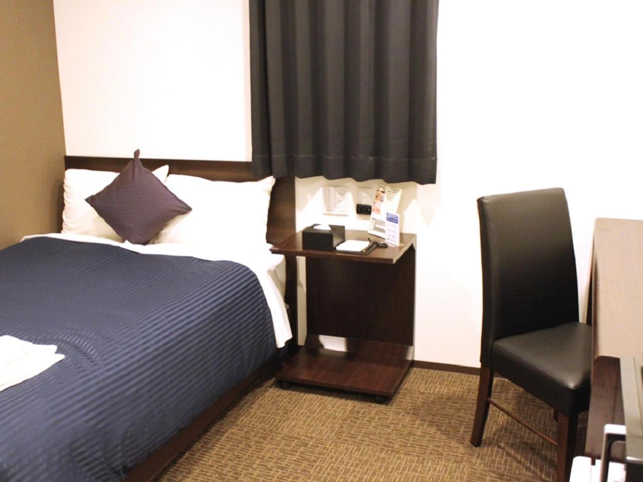 Фото HOTEL LiVEMAX Meieki