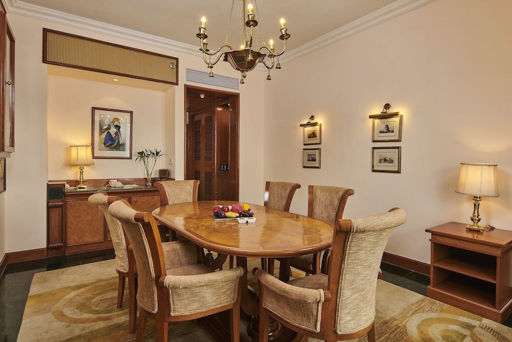 Фото The Ummed Ahmedabad Airport